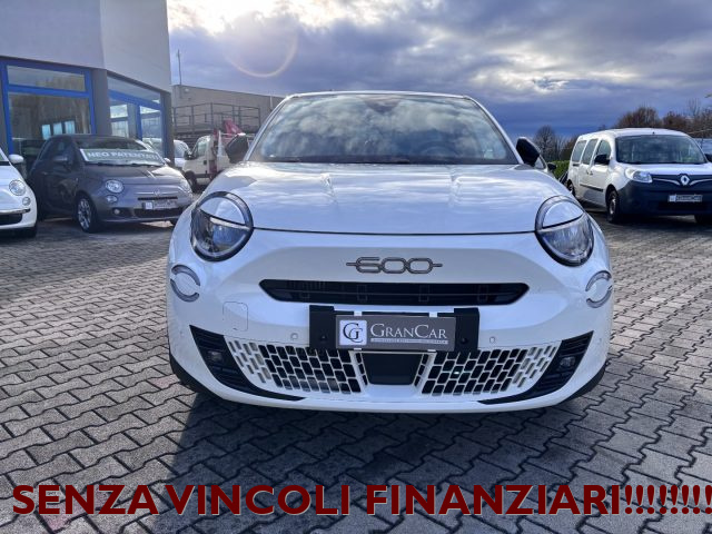 Fiat 600 Hybrid 100 CV DCT MHEV La Prima!!!! - foto 2 di 4