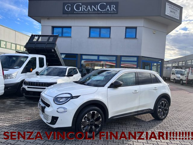 Fiat 600 Hybrid 100 CV DCT MHEV La Prima!!!! usato a ZERO BRANCO
