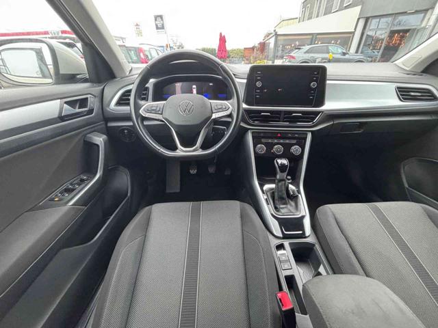 Volkswagen T-Roc 1.0 TSI Life VEDI INFO!!!!!!, del 2023, 74.800 km, in vendita a Zero Branco (TV)