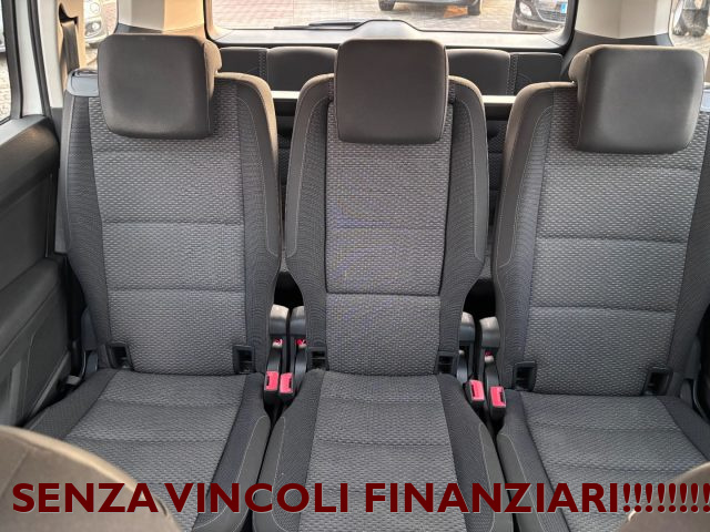 Volkswagen Touran 1.6 TDI 115 CV SCR DSG Comfortline BlueMotion Tech, del 2016, 229.200 km, in vendita a Zero Branco (TV)