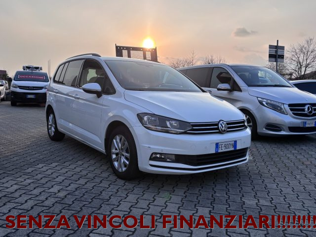 Volkswagen Touran 1.6 TDI 115 CV SCR DSG Comfortline BlueMotion Tech - foto 3 di 20