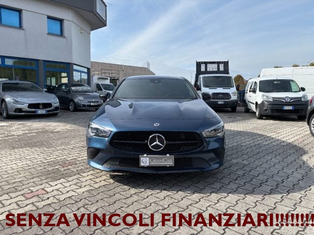 Mercedes-Benz CLA 200 d Automatic 4Matic Shooting Brake Business Extra - foto 2 di 4