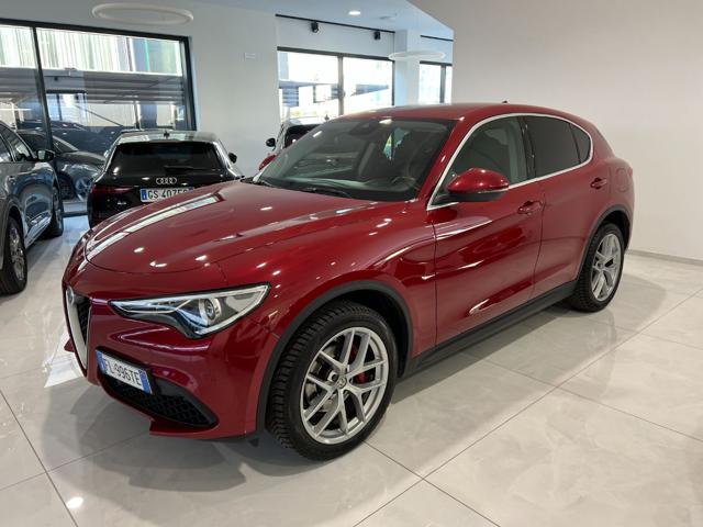 Alfa Romeo Stelvio 2.0 Turbo 280 CV AT8 Q4 First Edition Winter pack usato a ASOLO