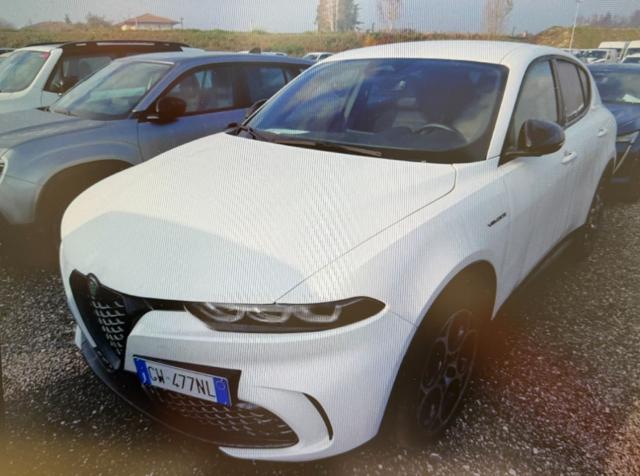 Alfa Romeo Tonale 1.5 160 CV MHEV TCT7 Veloce *Winter Pack* - foto 2 di 4