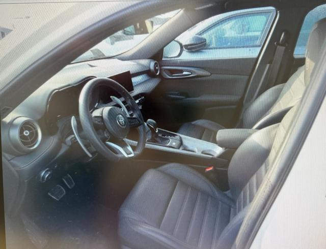 Alfa Romeo Tonale 1.5 160 CV MHEV TCT7 Veloce *Winter Pack* - foto 4 di 4
