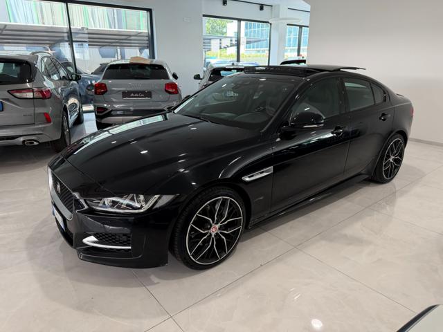 Jaguar XE 2.0 D Turbo 180CV aut. R-Sport Tetto panoramico usato a ASOLO
