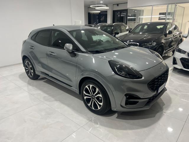 Ford Puma 1.0 EcoBoost Hybrid 125 CV S&S ST-Line sport - foto 2 di 18