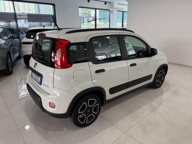 Fiat Panda 1.0 FireFly S&S Hybrid City Life - foto 4 di 4