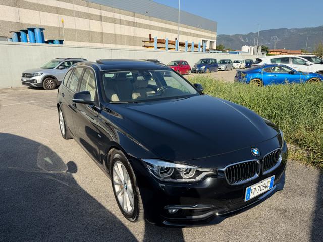 BMW 320 d Efficient Dynamics Touring Luxury Tetto panorama - foto 2 di 7