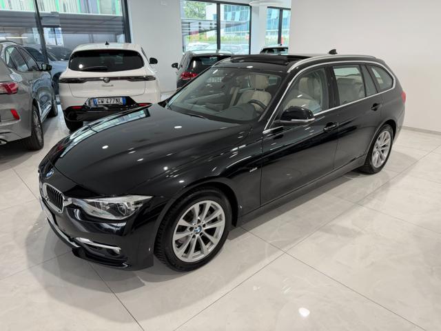 BMW 320 d Efficient Dynamics Touring Luxury Tetto panorama, del 2018, 151.000 km, in vendita a Asolo (TV)