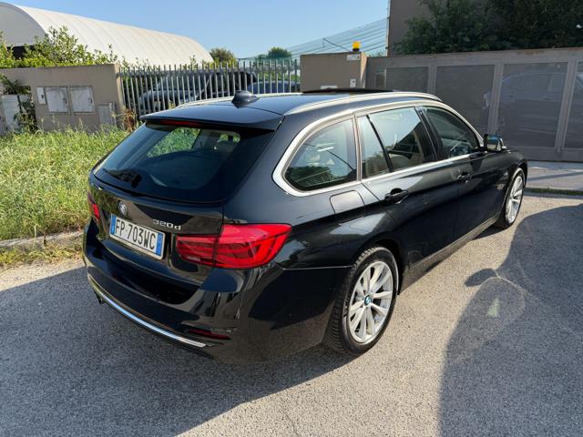 BMW 320 d Efficient Dynamics Touring Luxury Tetto panorama - foto 3 di 7