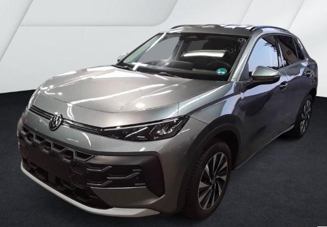 Volkswagen T-Roc 1.5 eTSI ACT DSG Life *Sedili Riscaldati*, del 2026, 25.000 km, in vendita a Asolo (TV)
