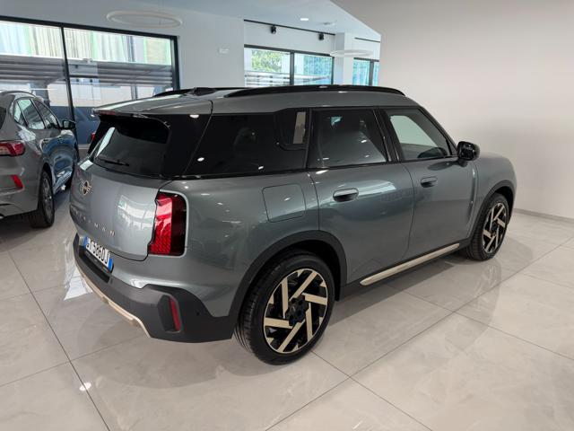 MINI Countryman C Favoured Countryman *Tetto Panoramico* - foto 3 di 4