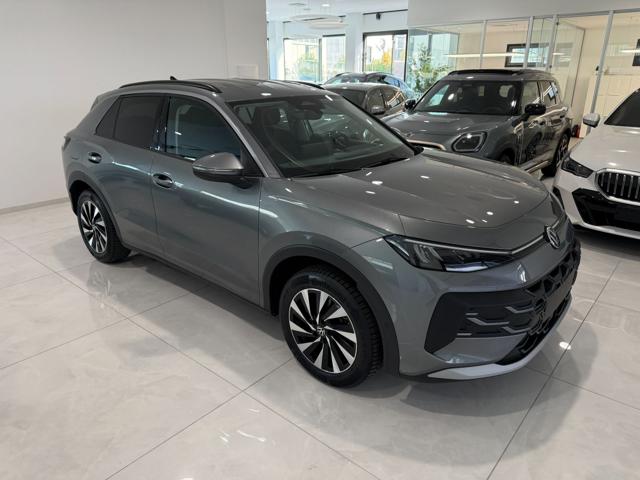Volkswagen T-Roc 1.5 eTSI ACT DSG Life *Sedili Riscaldati* - foto 2 di 4
