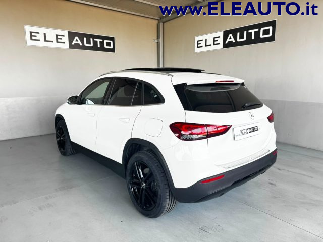Mercedes-Benz GLA 220 d 190cv Automatic 4Matic Sport Tetto Apr. - 19'' - foto 4 di 4