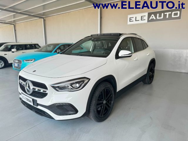 Mercedes-Benz GLA 220 d 190cv Automatic 4Matic Sport Tetto Apr. - 19'' - foto 3 di 4