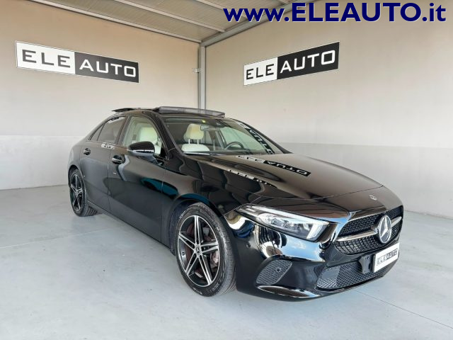Mercedes-Benz A 180 d Sedan Aut Sport Night Ed. - Tetto Apr. - Ambient usato a SEDRIANO
