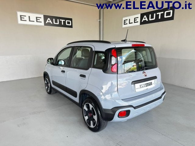 Fiat Panda 1.0 FireFly S&S Hybrid City Cross - Uconnect - foto 4 di 4