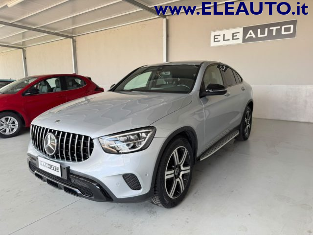 Mercedes-Benz GLC 300 d 245cv 4Matic Coupé Premium Night Ed. Virtual - foto 3 di 4