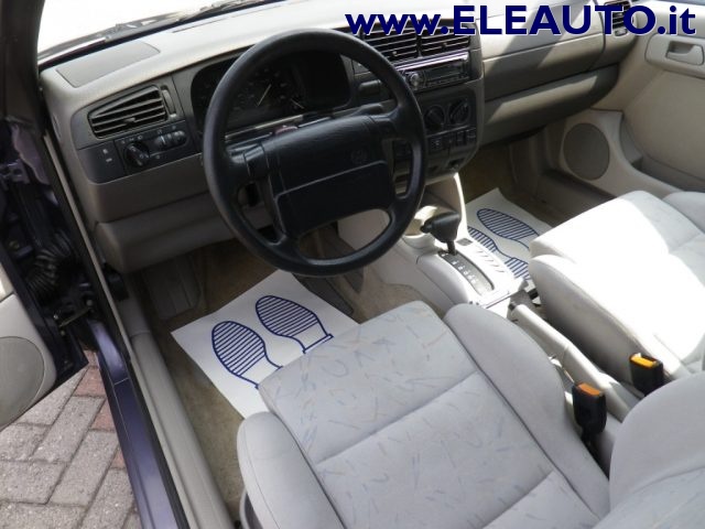 Volkswagen Golf Cabriolet 2.0i Cambio Autom. 116CV Karmann CRS&ASI LIBRETTO, del 1994, 135.000 km, in vendita a Sedriano (MI)