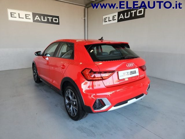 Audi A1 Allstreet 30 TFSI S tronic Identity Contrast - foto 4 di 4