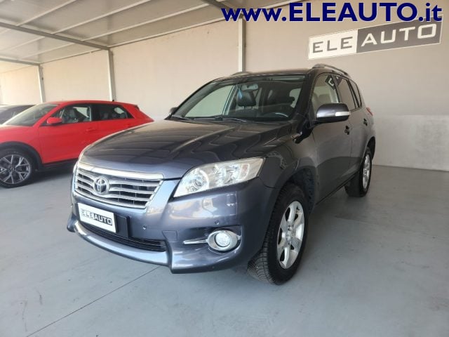 Toyota RAV 4 RAV4 2.2 D-4D 150 CV DPF Exclusive - foto 3 di 4