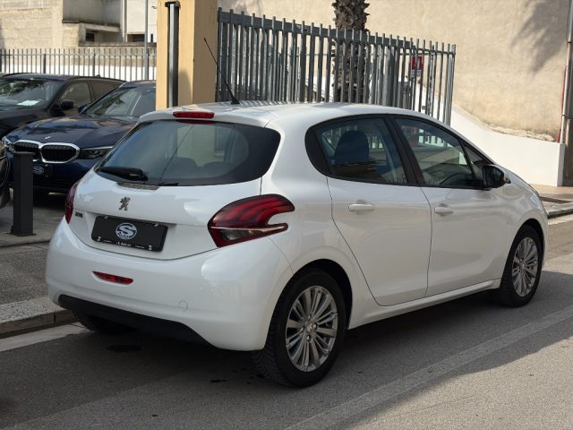 Peugeot 208 1.2 82 Business - foto 3 di 4