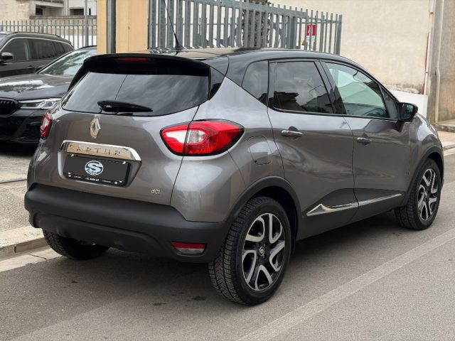 Renault Captur 1.5 dCi 90 Energy R-Link - foto 3 di 4