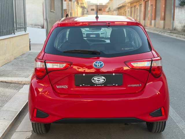 Toyota Yaris 1.5 Hybrid Cool - foto 4 di 4
