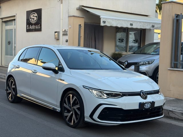 Volkswagen Golf 2.0 TDI 150 CV R-Line usato a SAN MICHELE SALENTINO