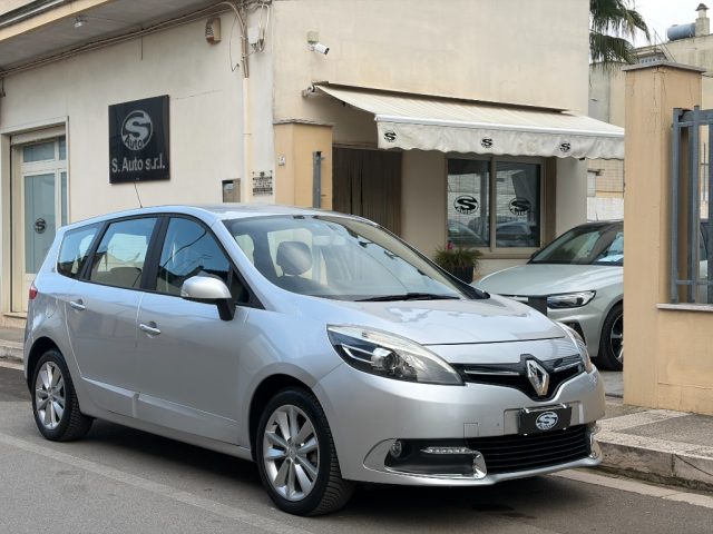 Renault Scenic 1.5 dCi 110CV *7 Posti* usato a SAN MICHELE SALENTINO