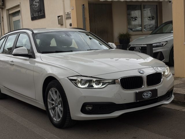 BMW 318 d Touring Advantage Aut. - foto 2 di 4