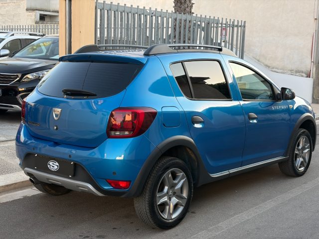 Dacia Sandero Stepway TCe GPL 90CV Techroad - foto 3 di 4