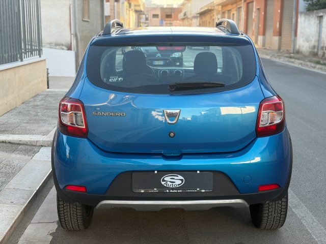 Dacia Sandero Stepway 1.5 dCi 90CV - foto 4 di 4