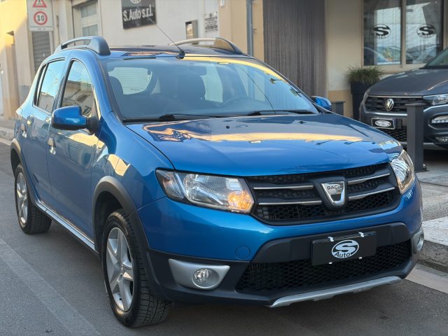 Dacia Sandero Stepway 1.5 dCi 90CV - foto 2 di 4