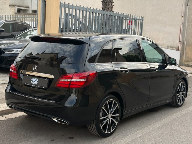 Mercedes-Benz B 200 d 136Cv Sport - foto 4 di 4