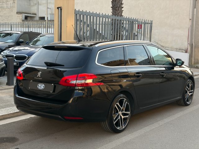 Peugeot 308 1.6 BlueHDi 120 SW GT Line - foto 4 di 4