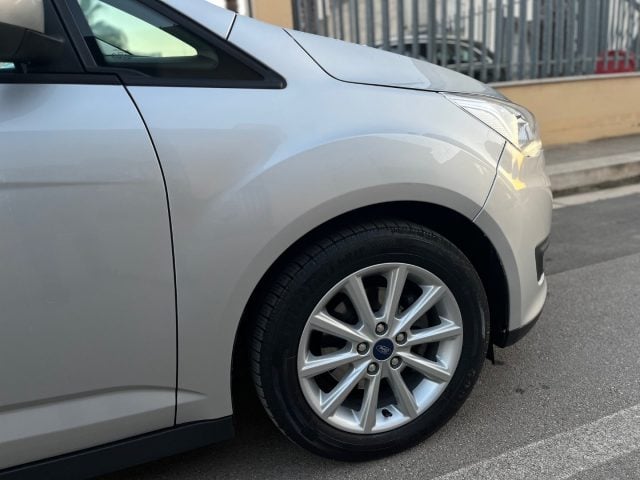Ford C-Max 1.5TDCi Titanium - foto 3 di 4