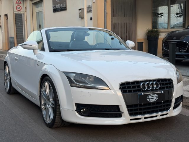 Audi TT Roadster 1.8 TFSI S-line Bose - foto 2 di 4