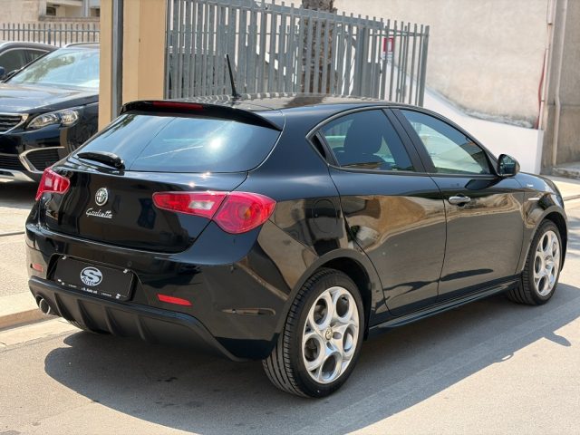 Alfa Romeo Giulietta 1.6 JTDm-2 105 CV Sprint - foto 4 di 4