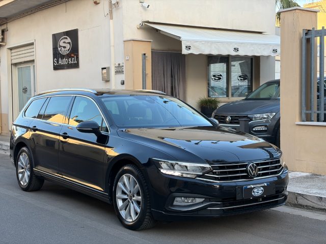 Volkswagen Passat Variant 2.0 TDI 150 DSG Business usato a SAN MICHELE SALENTINO