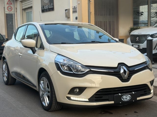 Renault Clio 1.5dCi 75CV Energy Intens - foto 2 di 17