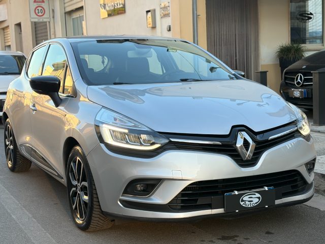Renault Clio 1.5dCi 75CV Moschino Life - foto 2 di 4