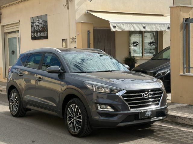 Hyundai TUCSON 1.6 CRDi 136CV Exellence, del 2019, 103.630 km, in vendita a San Michele Salentino (BR)