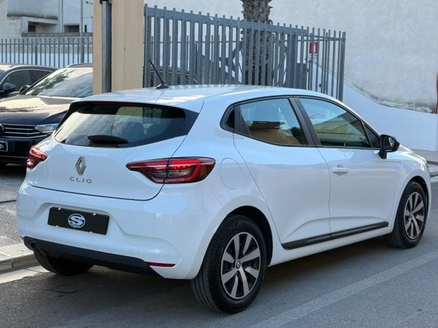 Renault Clio 1.0TCe 90CV Evolution - foto 3 di 4