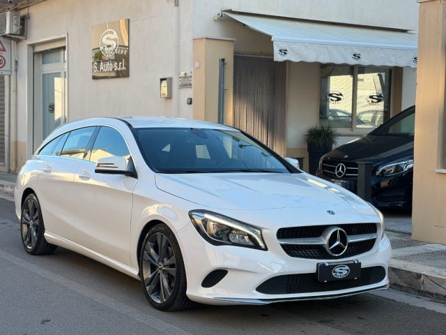 Mercedes-Benz CLA 200 d Automatic Sport Plus, del 2019, 115.500 km, in vendita a San Michele Salentino (BR)