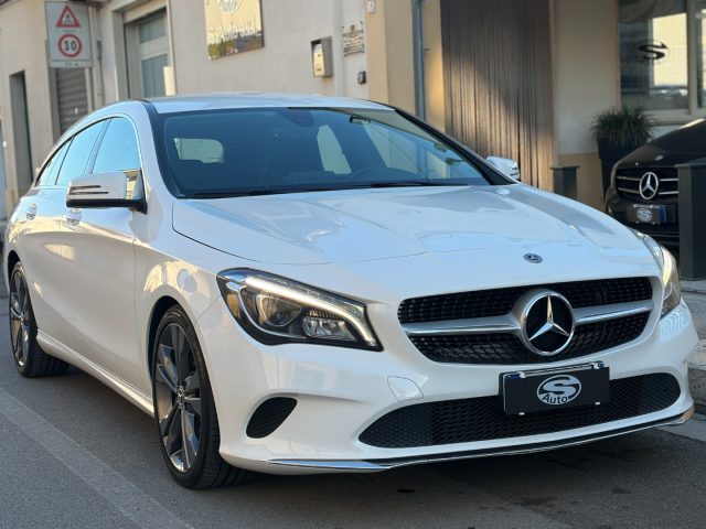 Mercedes-Benz CLA 200 d Automatic Sport Plus - foto 2 di 4