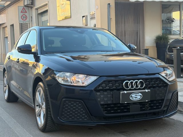 Audi A1 SPB 1.0 95 TFSI Admired - foto 2 di 4