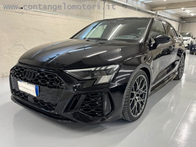 Audi RS 1- 300 RS3 SPB TFSI quattro S tronic, del 2023, 3.700 km, in vendita a Arzano (NA)