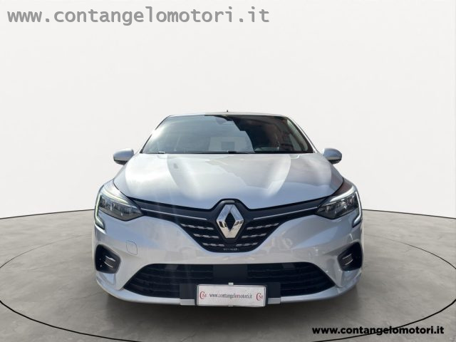Renault Clio Full Hybrid E-Tech 140 CV 5 porte Intens usato a ARZANO